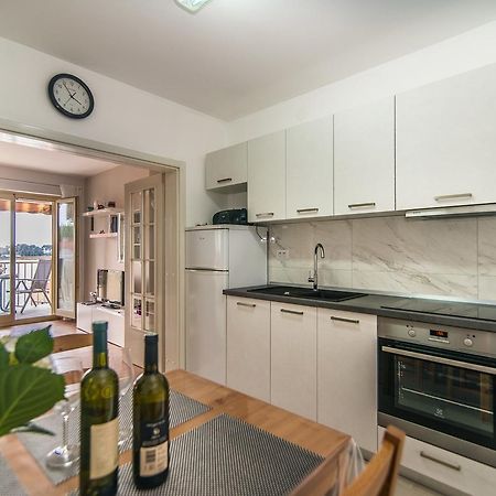 Apartment Vesna Kandlerova Πόρετς Εξωτερικό φωτογραφία