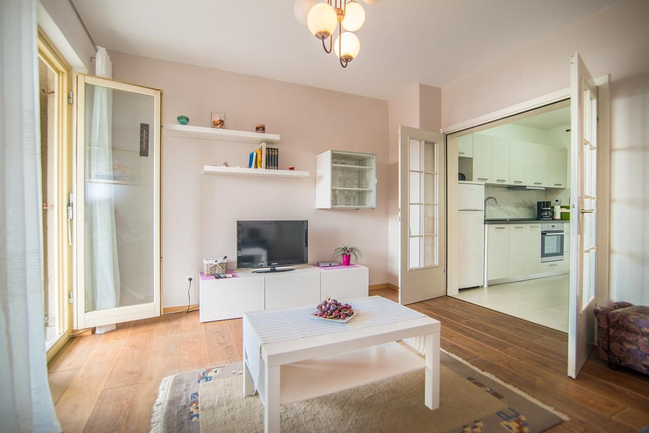 Apartment Vesna Kandlerova Πόρετς Εξωτερικό φωτογραφία