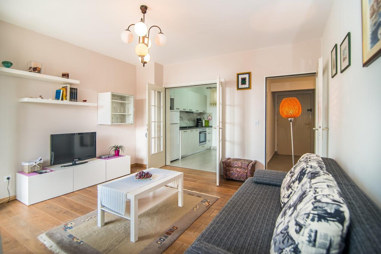 Apartment Vesna Kandlerova Πόρετς Εξωτερικό φωτογραφία